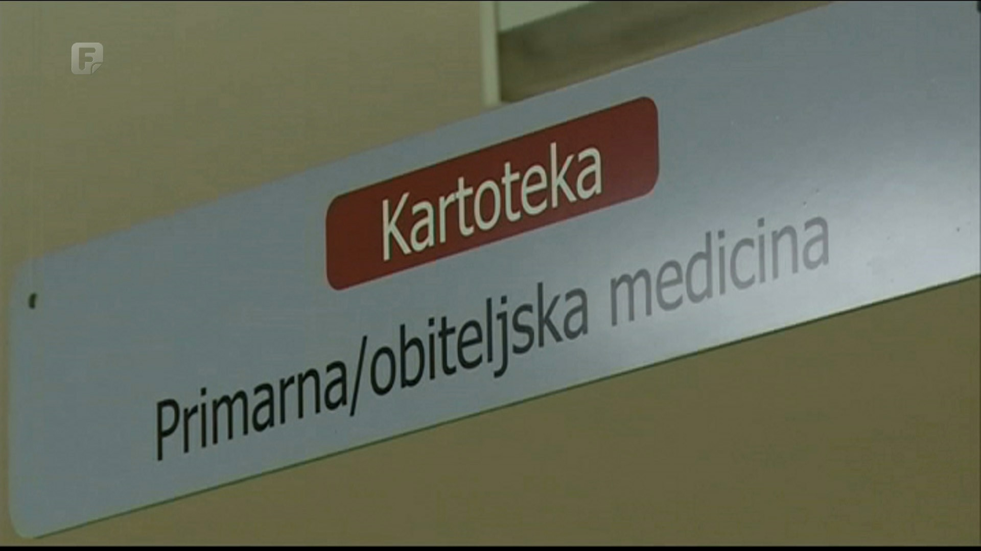 U borbi vlasti i zdravstvenih radnika u KS-u trpe građani